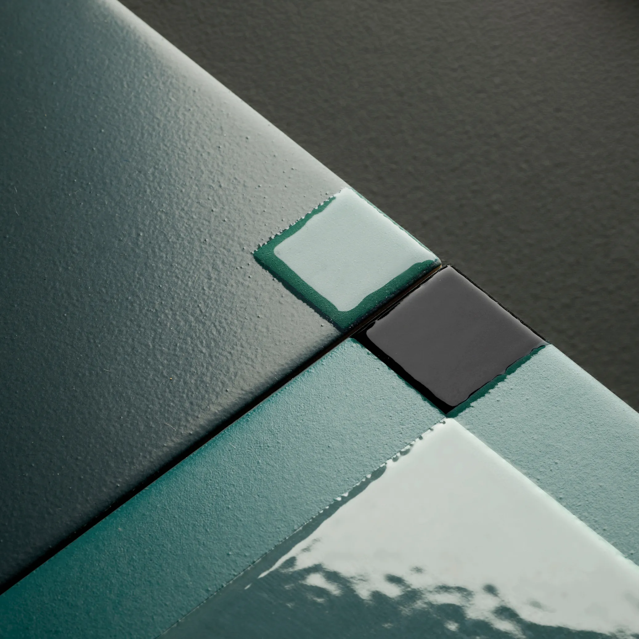 Homage to the Square - Mutina
